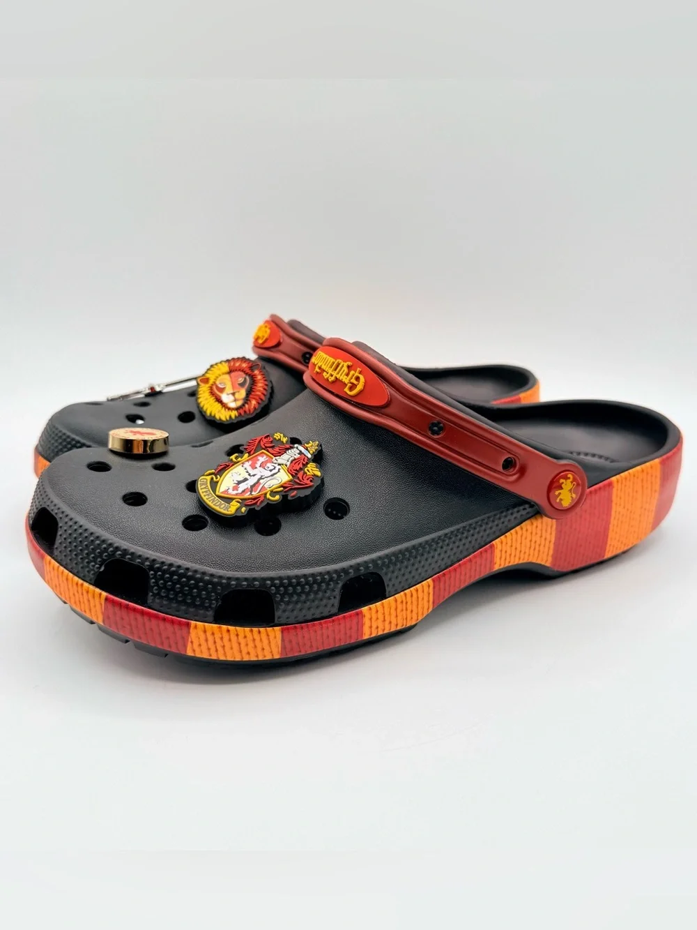 Crocs Harry Potter Gryffindor Classic Clog M10 W12 Black 210553-90H Unisex NWT